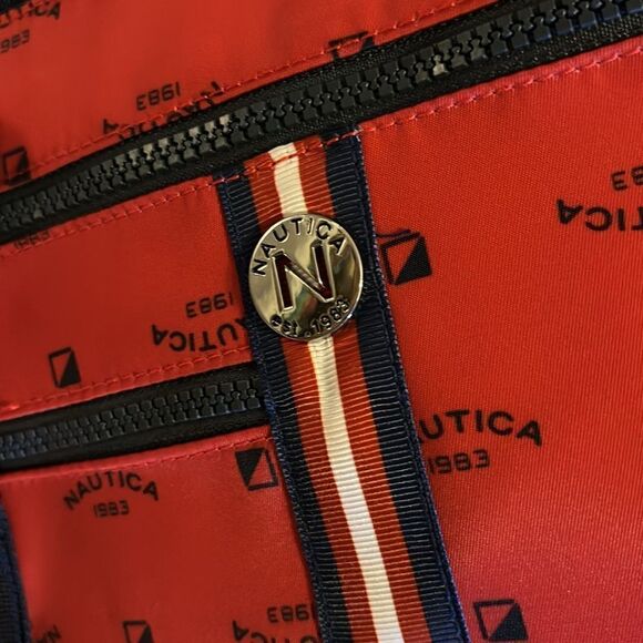 NWT Nautica Red and Blue Crossbody Nylon zipper Travel Bag with long strap - Picture 4 of 10